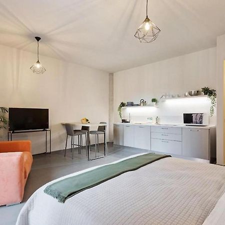 Etna Suite Design Apartments Catania Ngoại thất bức ảnh
