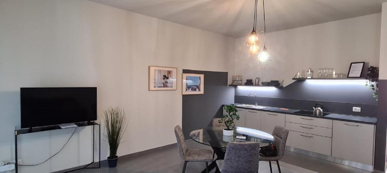 Etna Suite Design Apartments Catania Ngoại thất bức ảnh